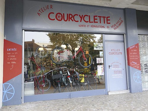 Cour Cyclette : mmmm